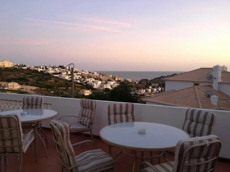 Villa Cerro Albufeira 2*,